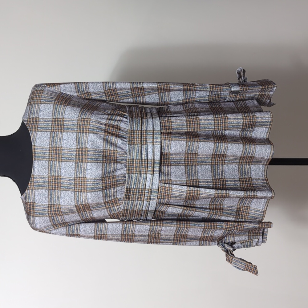 Womens size large top